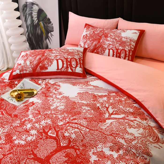 91家纺网 家纺一手货源 找家纺 爵仕 2023新款轻奢简约风全棉四件套 森林红