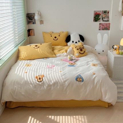 91家纺网 家纺一手货源 找家纺 佰亿莱 2024直播新款全棉色织水洗棉毛巾绣迪士尼系列 维尼家族