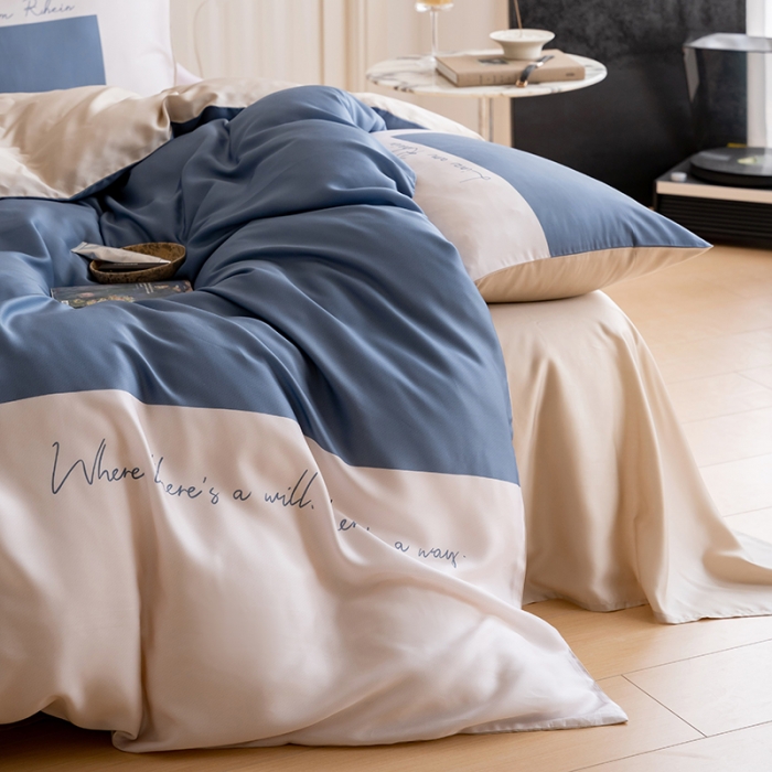 91家纺网 家纺一手货源 找家纺 沐晴 2023新款数码印花60S兰精天丝纯色简约轻奢四件套 蓝苓花