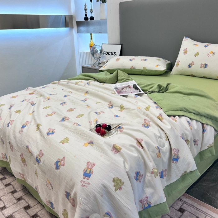 91家纺网 家纺一手货源 找家纺 慕尚 2025新款水洗棉麻夏被四件套 萌萌可爱熊