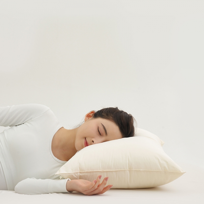 91家纺网 家纺一手货源 找家纺 拾光枕芯 2023新款60支易眠超软舒睡枕全棉酒店枕低软枕 低软枕