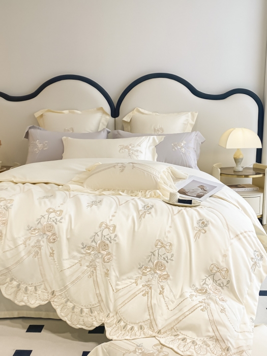 91家纺网 家纺一手货源 找家纺 品家居 2025新款长绒棉四件套-晨曦花语 晨曦花语-米白