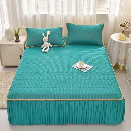 91家纺网 家纺一手货源 找家纺 诺梵家纺 2024新款0.5凉感丝乳胶凉席床裙款三件套 翡翠绿