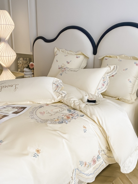 91家纺网 家纺一手货源 找家纺 品家居 2025新款长绒棉四件套-遇见你 遇见你-米白