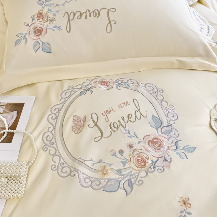 91家纺网 家纺一手货源 找家纺 品家居 2025新款长绒棉四件套-遇见你 遇见你-米白