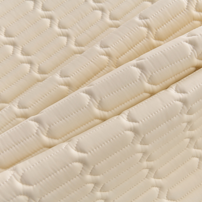 91家纺网 家纺一手货源 找家纺 诺梵家纺 2024新款0.5凉感丝乳胶凉席床裙款三件套 淡奶黄