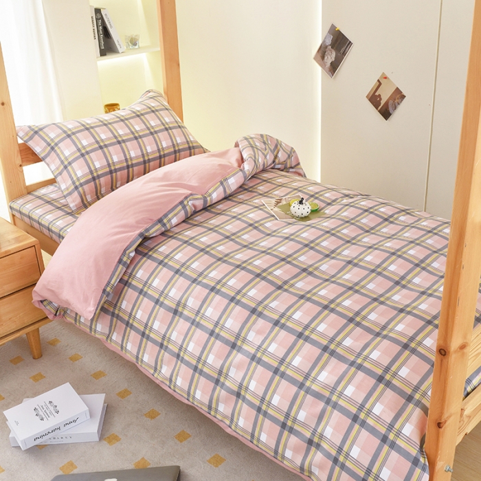 91家纺网 家纺一手货源 找家纺 棉造 2023新款13372纯棉学生宿舍上下床套件全棉三件套六件套 简格~粉-MZ