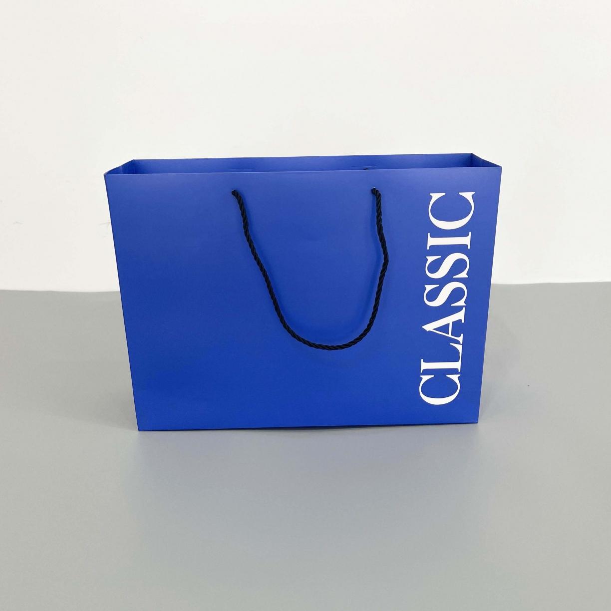 91家纺网 家纺一手货源 找家纺 森林包装 CLASSIC蓝色礼盒