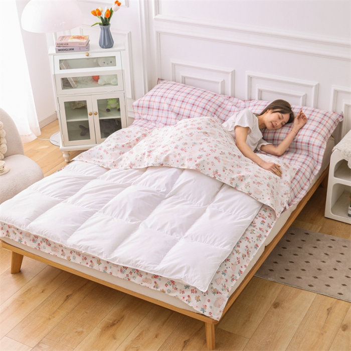 91家纺网 家纺一手货源 找家纺 金丝鸟 2023新款全棉旅行睡袋 花束小兔