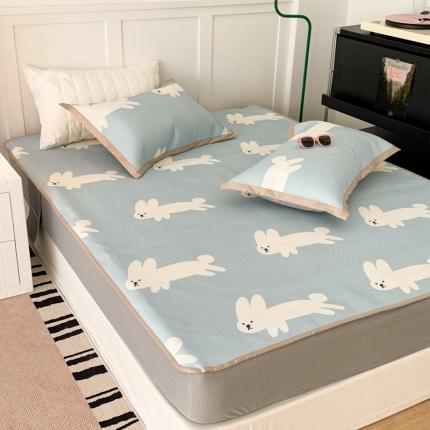 91家纺网 家纺一手货源 找家纺 昔可 2023新款高端数码冰藤席床笠款凉席 蓝底兔