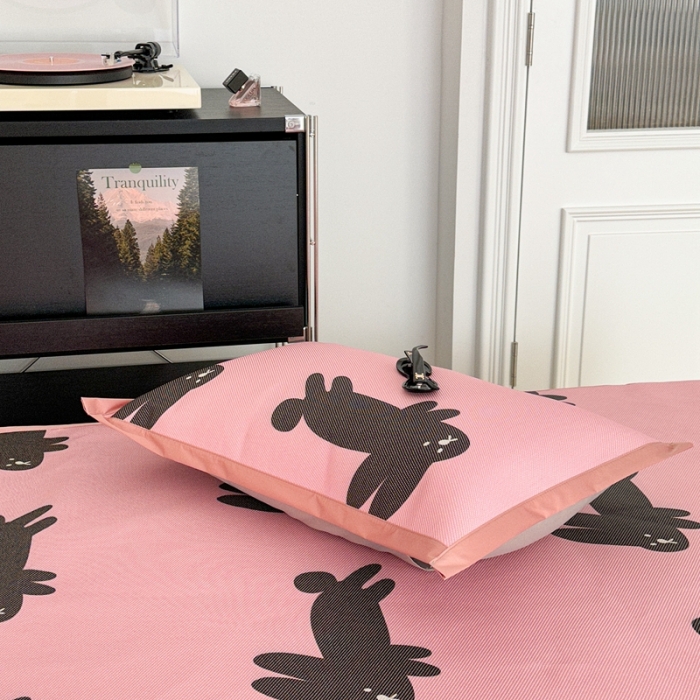 91家纺网 家纺一手货源 找家纺 昔可 2023新款高端数码冰藤席床笠款凉席 blackpink 兔