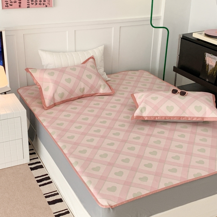 91家纺网 家纺一手货源 找家纺 昔可 2023新款高端数码冰藤席床笠款凉席 菱格爱心