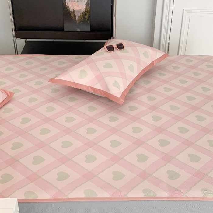 91家纺网 家纺一手货源 找家纺 昔可 2023新款高端数码冰藤席床笠款凉席 菱格爱心