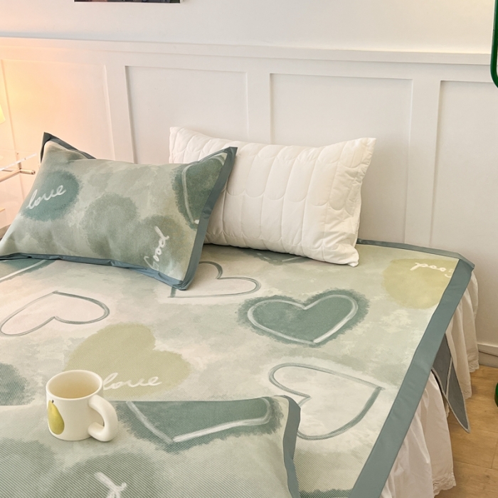 91家纺网 家纺一手货源 找家纺 昔可 2023新款高端数码冰藤席床席款凉席 绿色水彩爱心