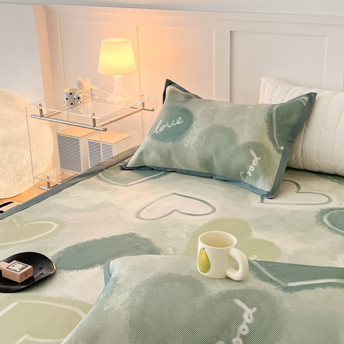 91家纺网 家纺一手货源 找家纺 昔可 2023新款高端数码冰藤席床席款凉席 绿色水彩爱心