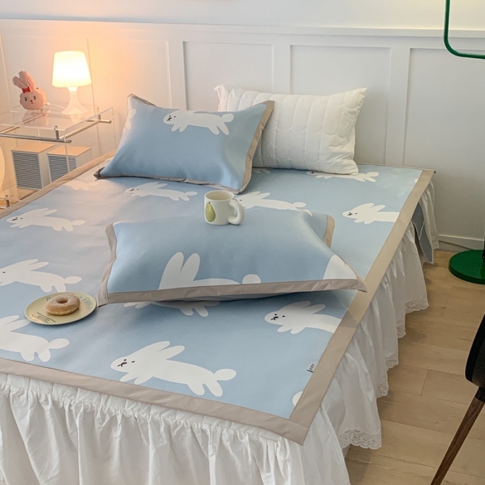 91家纺网 家纺一手货源 找家纺 昔可 2023新款高端数码冰藤席床席款凉席 蓝底兔