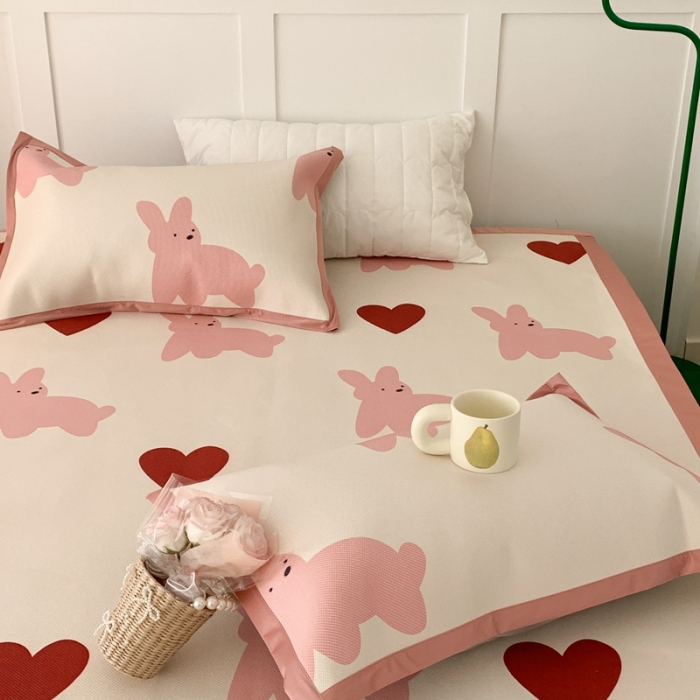 91家纺网 家纺一手货源 找家纺 昔可 2023新款高端数码冰藤席床席款凉席 心动兔