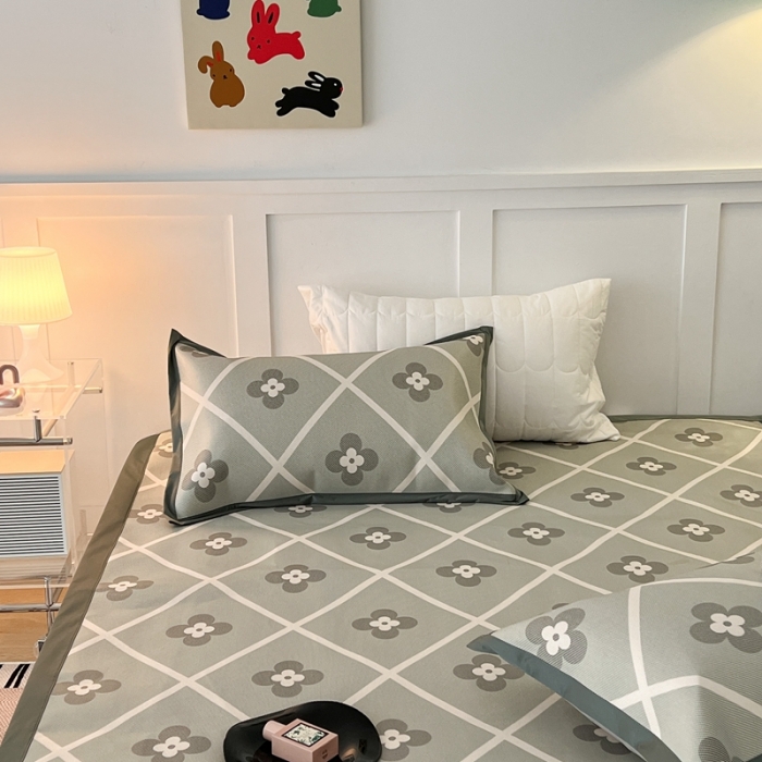 91家纺网 家纺一手货源 找家纺 昔可 2023新款高端数码冰藤席床席款凉席 菱格小花