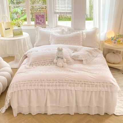 91家纺网 家纺一手货源 找家纺 （总）七七  2025新款13370印花全棉雪纺床裙款四件套