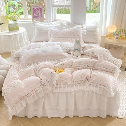 91家纺网 家纺一手货源 找家纺 七七  2025新款13370印花全棉雪纺床裙款四件套 多彩