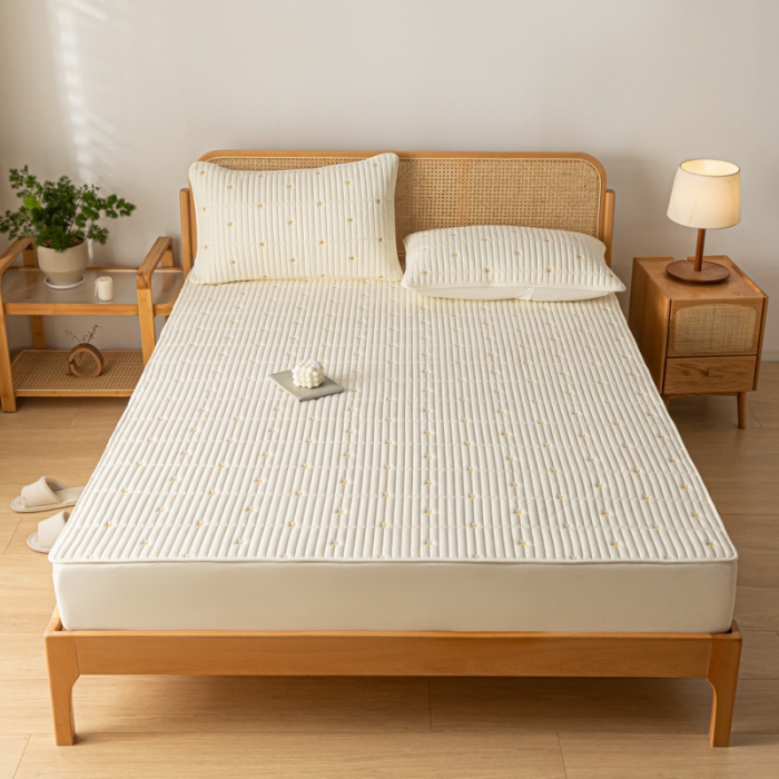 91家纺网 家纺一手货源 找家纺 芬晴 2023新款A类抗菌大豆夹棉床笠 星河-米白