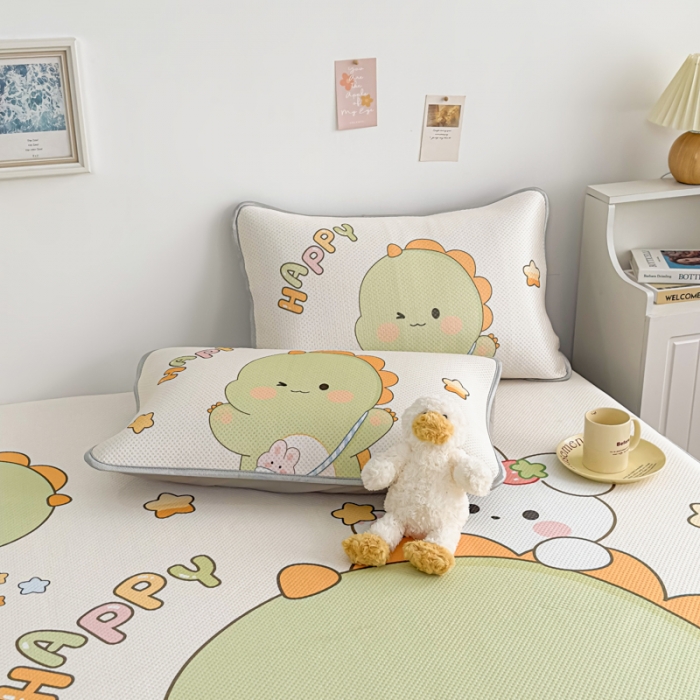 91家纺网 家纺一手货源 找家纺 慕尚 2025新款满天星云感丝工艺席 百变恐龙（床笠款）