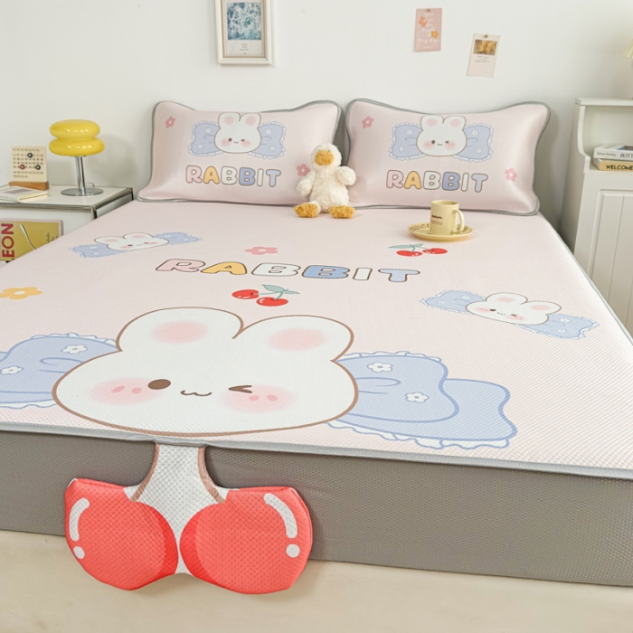 91家纺网 家纺一手货源 找家纺 慕尚 2025新款满天星云感丝工艺席 布丁兔（床笠款）