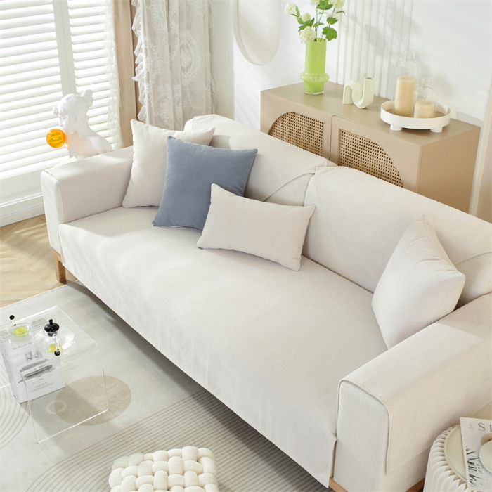 91家纺网 家纺一手货源 找家纺 共鸣 2023新款 钻石绒沙发垫 钻石绒米色