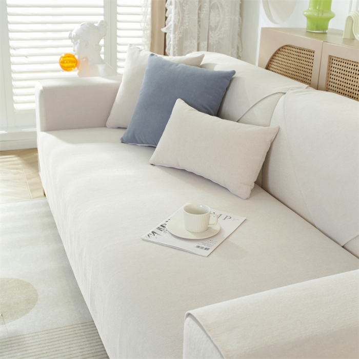 91家纺网 家纺一手货源 找家纺 共鸣 2023新款 钻石绒沙发垫 钻石绒米色