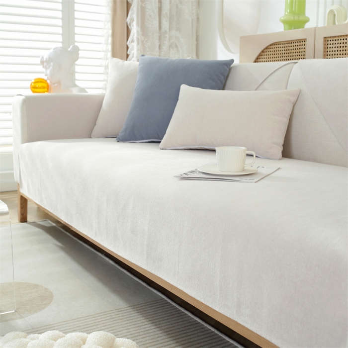 91家纺网 家纺一手货源 找家纺 共鸣 2023新款 钻石绒沙发垫 钻石绒米色