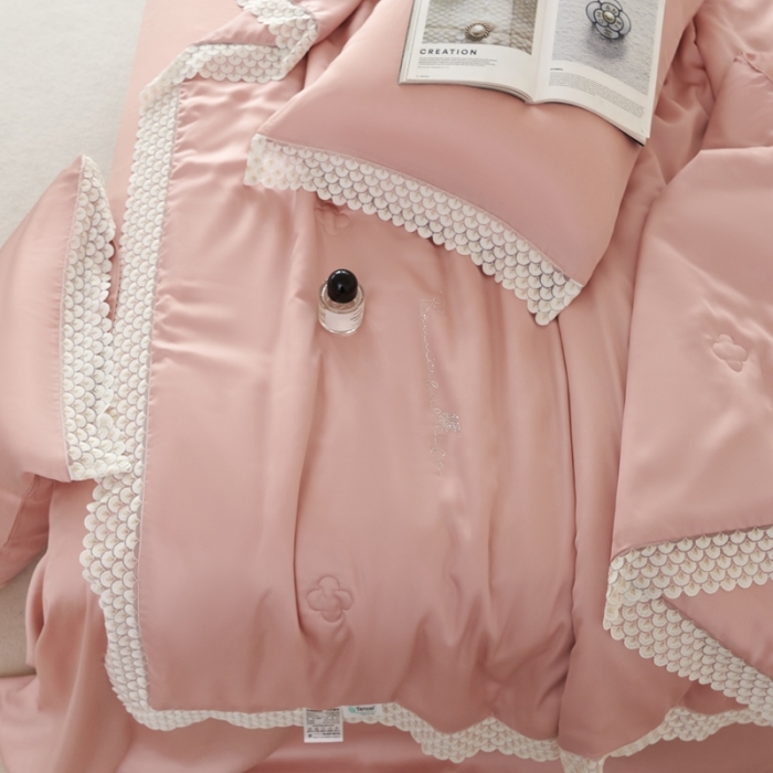 91家纺网 家纺一手货源 找家纺 榻尚家居 2023新款60支法式蕾丝天丝夏被四件套 法式 粉