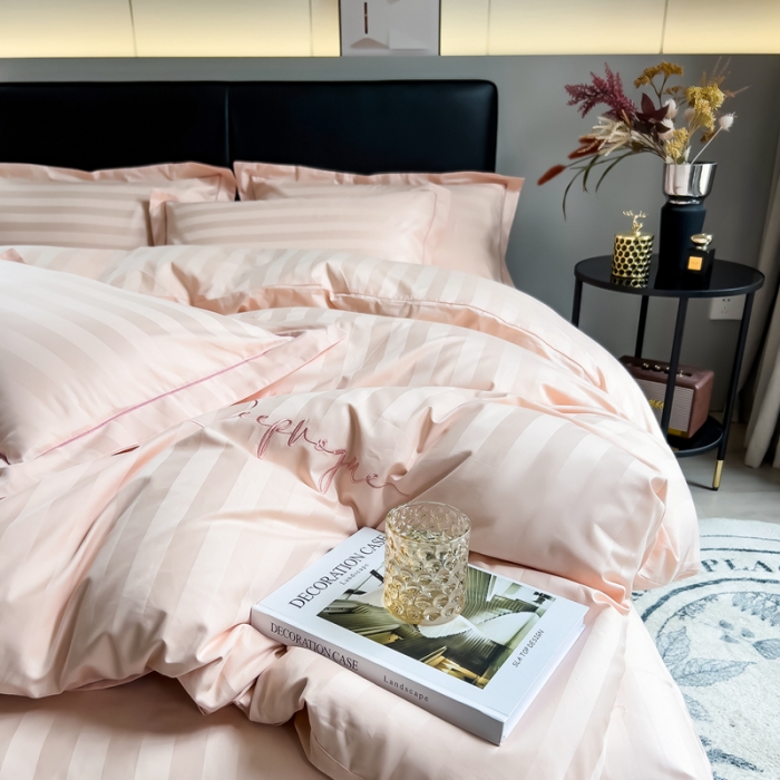 91家纺网 家纺一手货源 找家纺 品乐 2023新款 60支长绒棉提花条纹被套 条纹浅玉