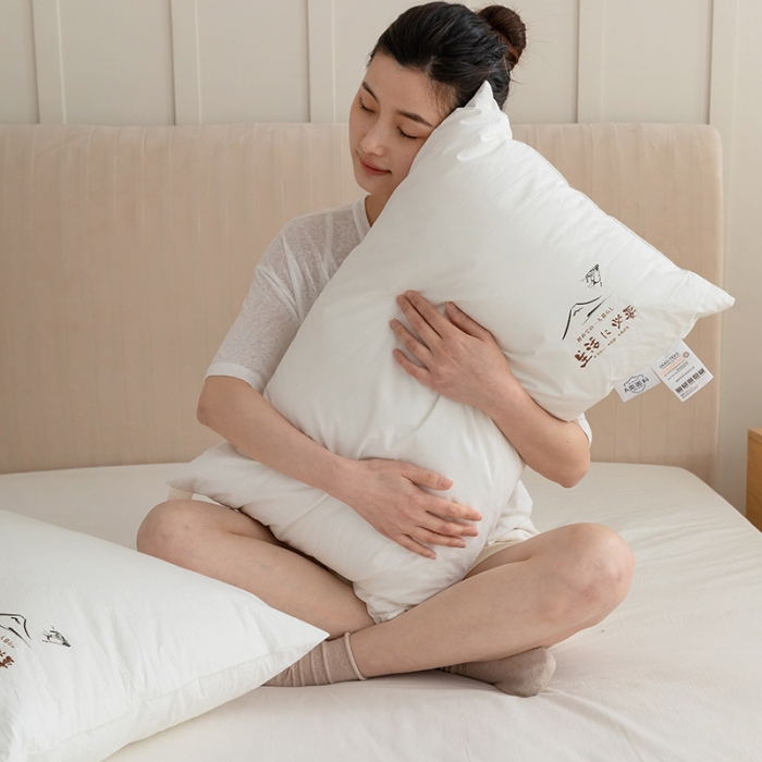 91家纺网 家纺一手货源 找家纺 拾光枕芯 2023新款全棉A类60s日式本色原棉超柔枕 中枕