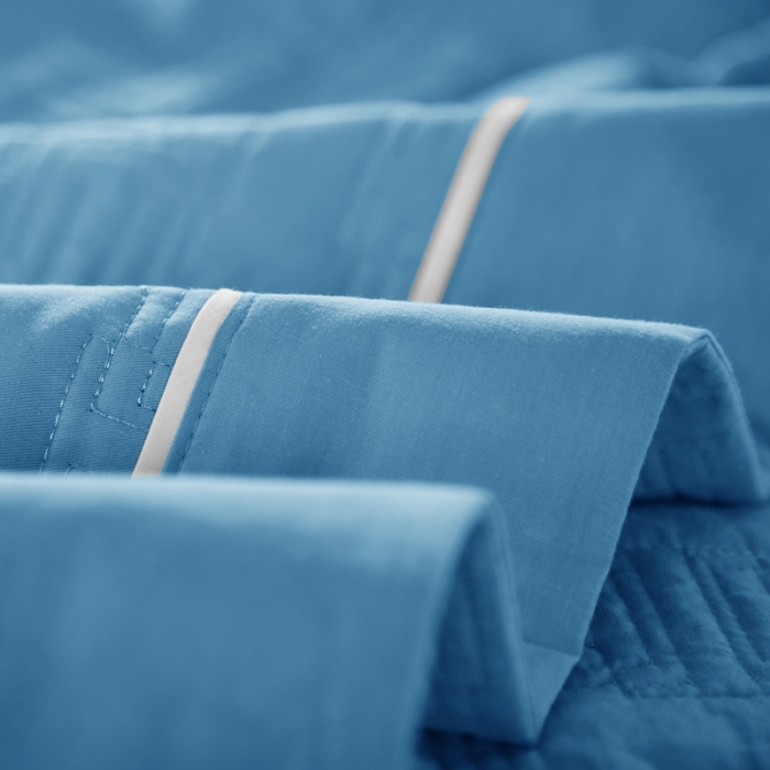 91家纺网 家纺一手货源 找家纺 优乐2023新款唐顿夹棉枕头套 唐顿-冰川蓝