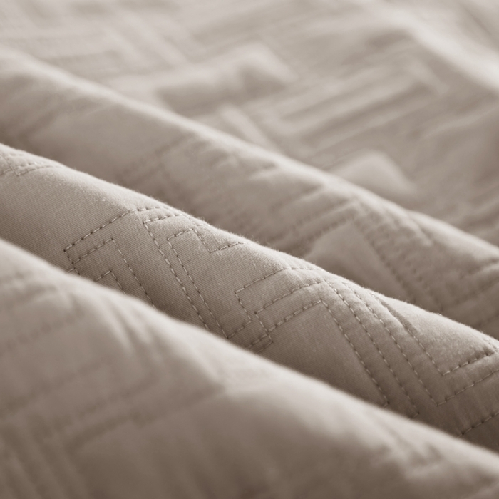 91家纺网 家纺一手货源 找家纺 优乐2023新款唐顿夹棉枕头套 唐顿-都市驼