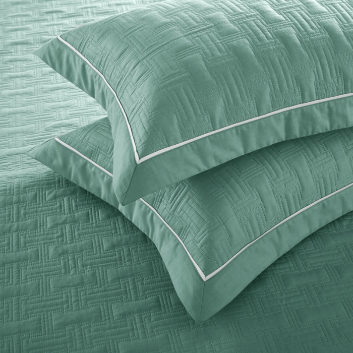 91家纺网 家纺一手货源 找家纺 优乐2023新款唐顿夹棉枕头套 唐顿-森林绿