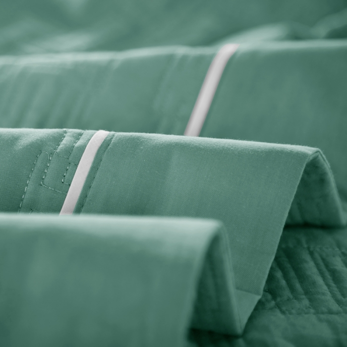 91家纺网 家纺一手货源 找家纺 优乐2023新款唐顿夹棉枕头套 唐顿-森林绿