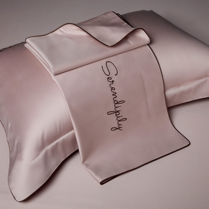 91家纺网 家纺一手货源 找家纺 缔缦 2023新款定织新布种S120系列四件套 微醺粉