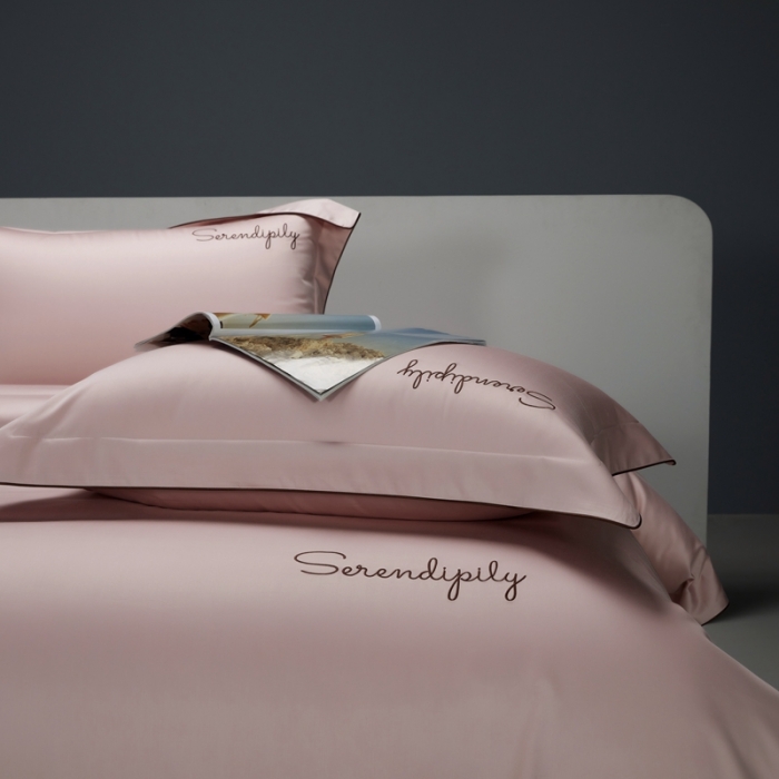 91家纺网 家纺一手货源 找家纺 缔缦 2023新款定织新布种S120系列四件套 微醺粉