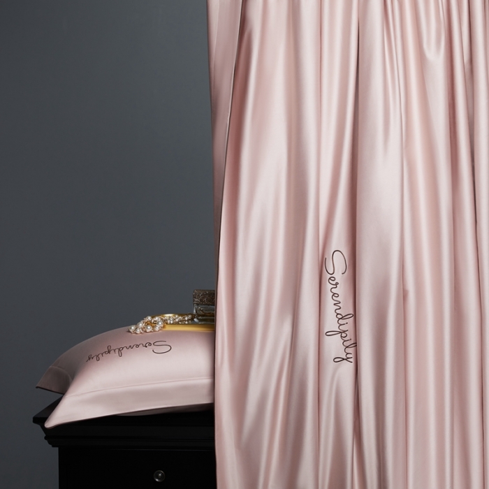 91家纺网 家纺一手货源 找家纺 缔缦 2023新款定织新布种S120系列四件套 微醺粉