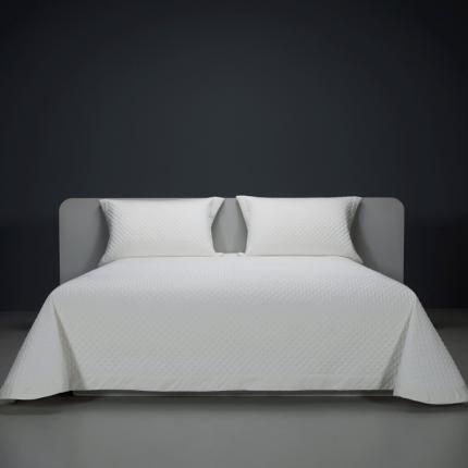 91家纺网 家纺一手货源 找家纺 缔缦 2023新款定织新布种S120系列床盖三件套 贵族白