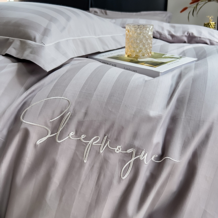 91家纺网 家纺一手货源 找家纺 慕尚 2025新款60支长绒棉提花条纹系列四件套 条纹灰色