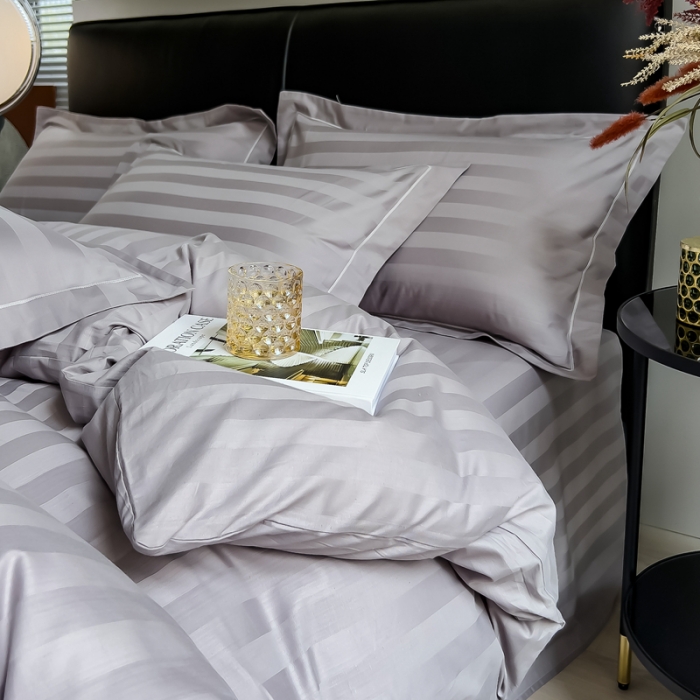 91家纺网 家纺一手货源 找家纺 慕尚 2025新款60支长绒棉提花条纹系列四件套 条纹灰色