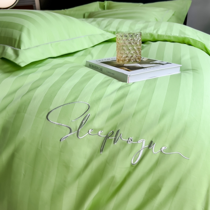 91家纺网 家纺一手货源 找家纺 慕尚 2025新款60支长绒棉提花条纹系列四件套 条纹浅绿