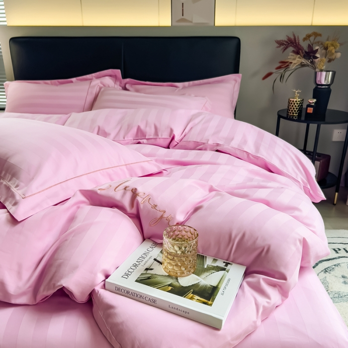 91家纺网 家纺一手货源 找家纺 （总）慕尚 2025新款60支长绒棉提花条纹系列单品被套