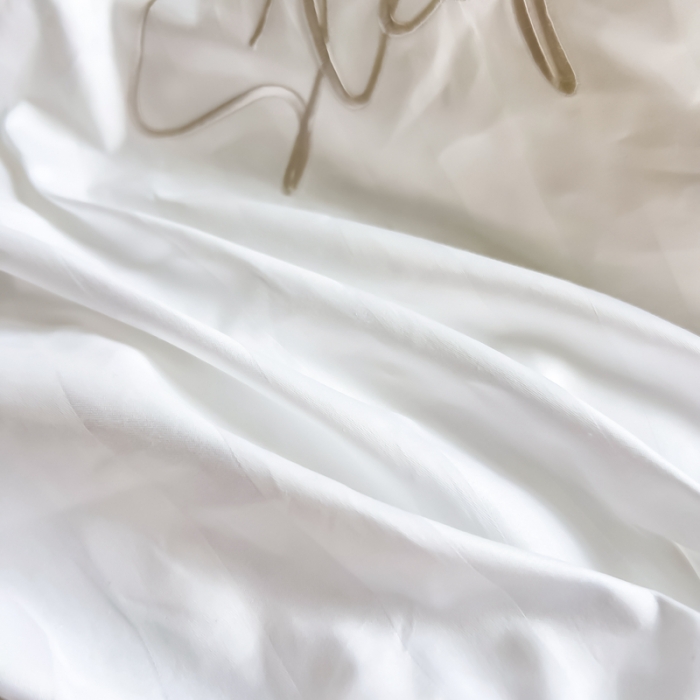 91家纺网 家纺一手货源 找家纺 慕尚 2025新款60支长绒棉提花条纹系列单品被套 条纹白色