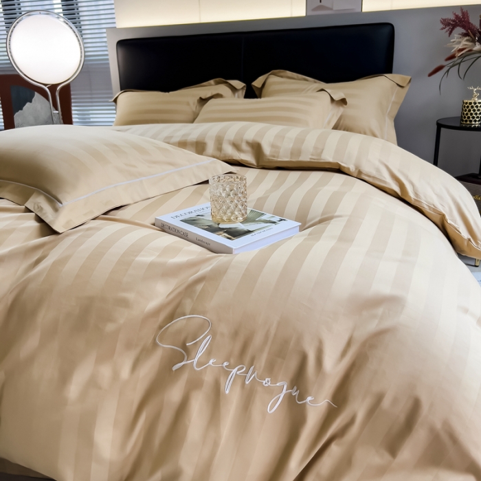 91家纺网 家纺一手货源 找家纺 慕尚 2025新款60支长绒棉提花条纹系列单品被套 条纹卡其