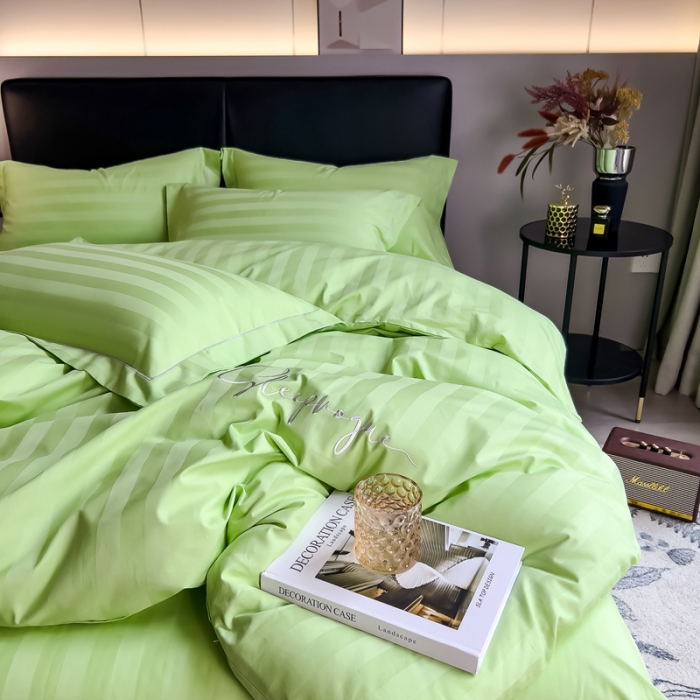 91家纺网 家纺一手货源 找家纺 慕尚 2025新款60支长绒棉提花条纹系列单品被套 条纹浅绿