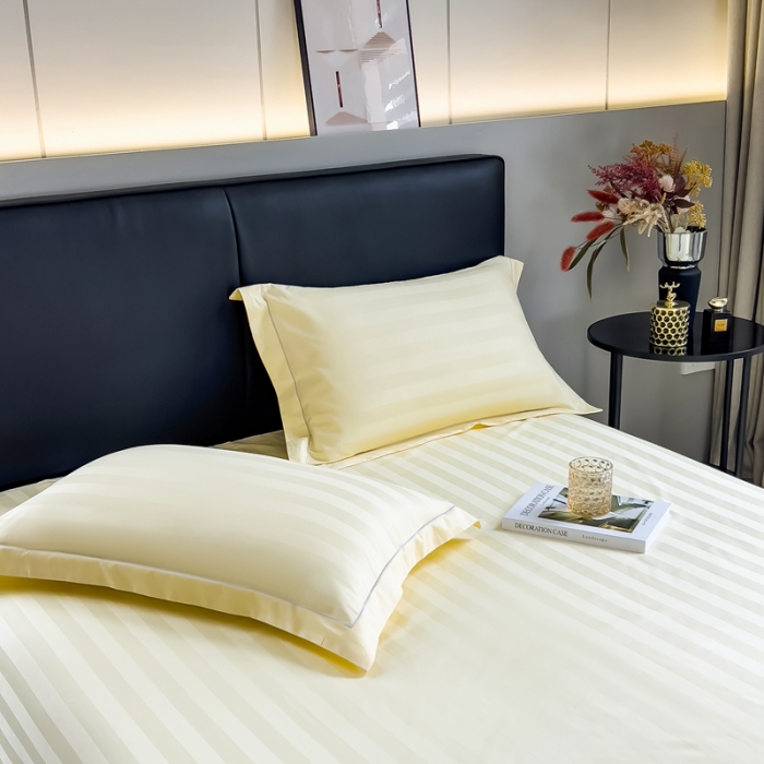 91家纺网 家纺一手货源 找家纺 慕尚 2025新款60支长绒棉提花条纹系列单品床单 条纹米黄