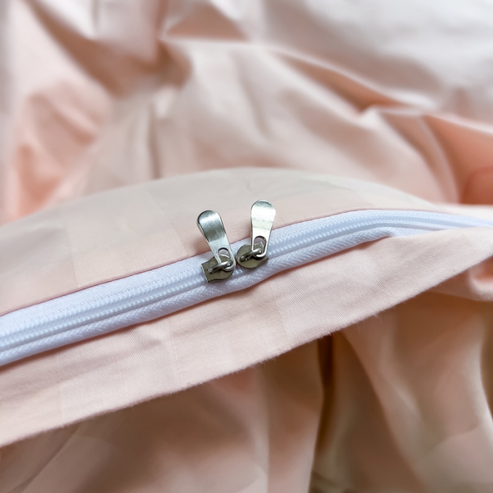 91家纺网 家纺一手货源 找家纺 慕尚 2025新款60支长绒棉提花条纹系列单品床单 条纹浅玉